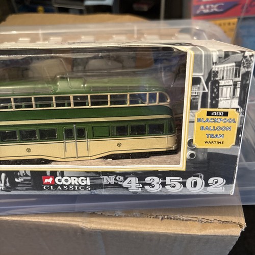 Corgi 43502 blackpool - 43502, baloon