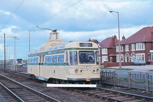 090n 6x4 tram photo - ,